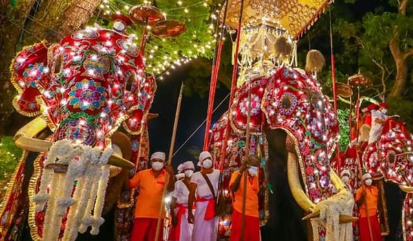 The-Kandy-Esala-Perahera